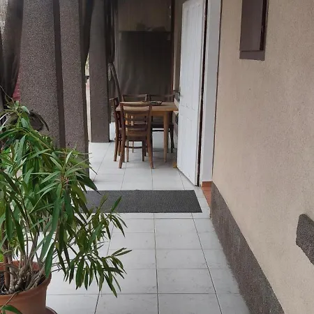 Anna Vendeghaz Appartement *